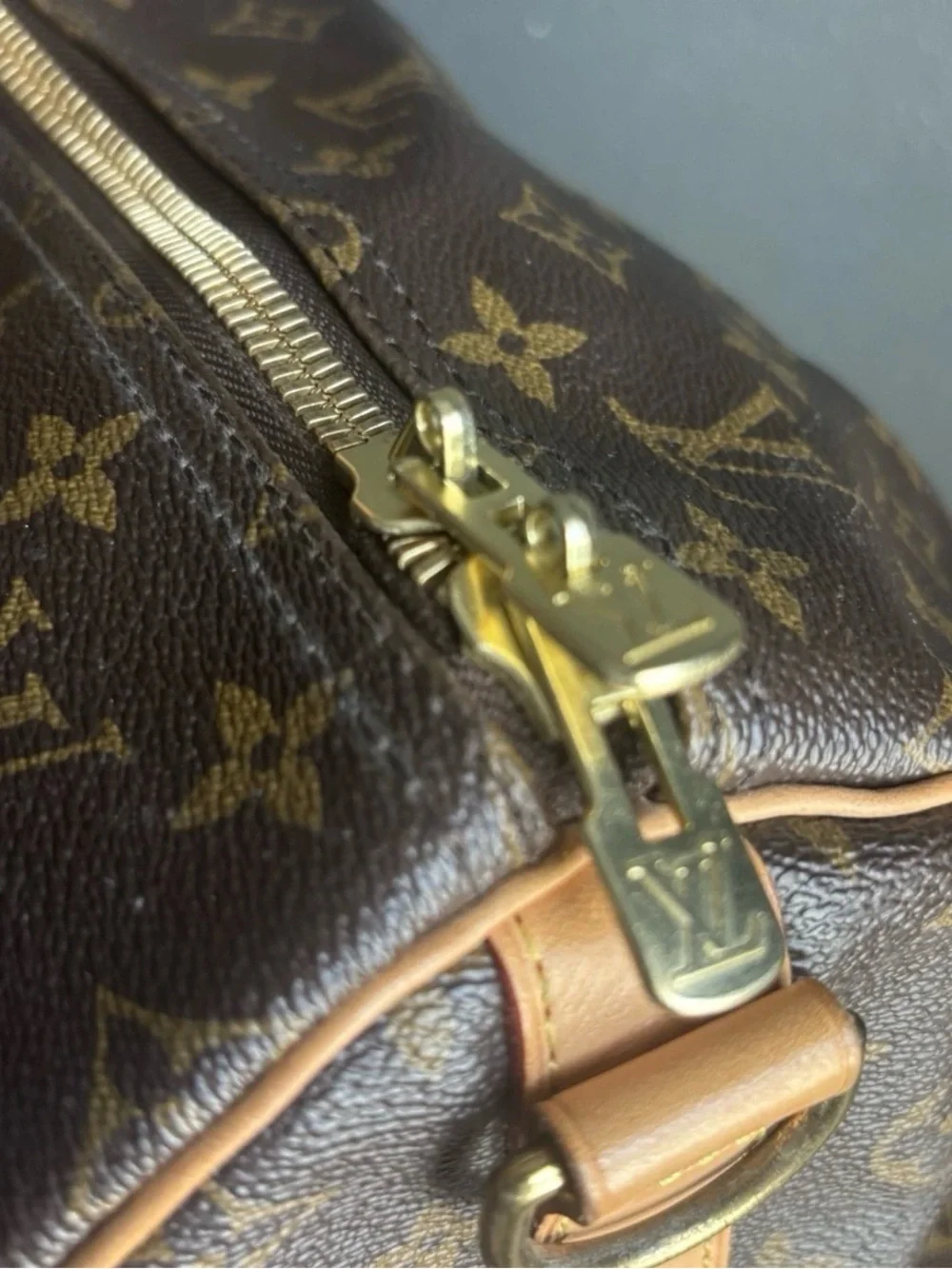Auth LOUIS VUITTON Keepall Bandouliere 55 Monogram Canvas Duffel Bag PVD Initial